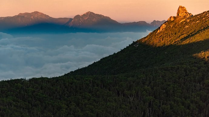 染まるアルプス 金峰山山行から