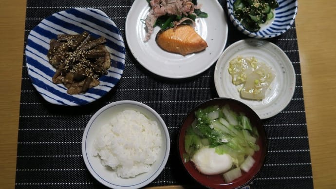 質素倹約一汁三菜定食、炊屋食堂の昭和の味。