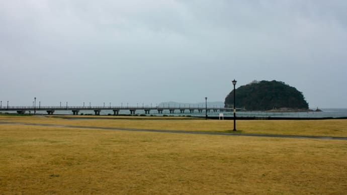 竹島クラフトセンター、土曜日なのに　誰も居ない海