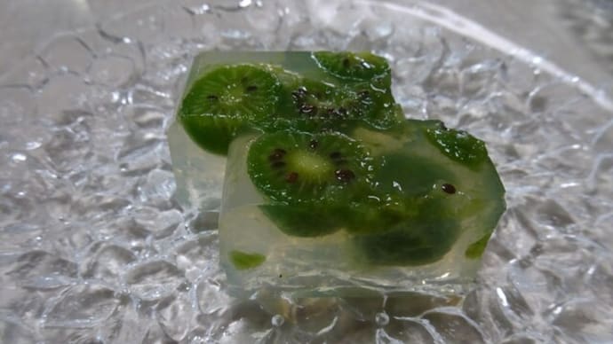 山のフルーツゼリーにひと安心