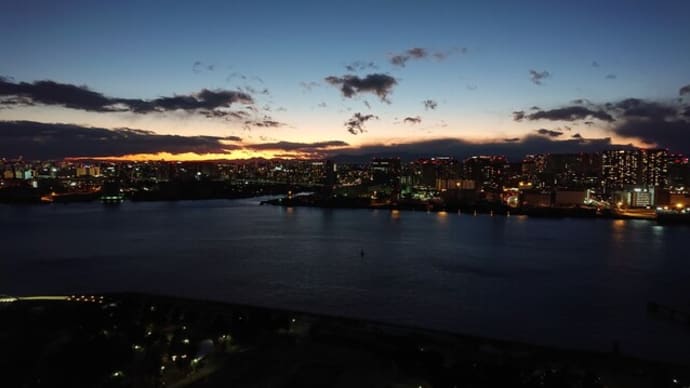 ブログ211231 今年はグランドニッコー東京 台場で年越し~お台場の夕焼け