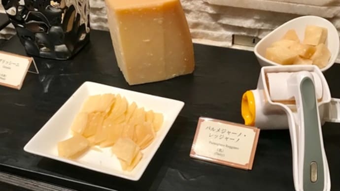 ホテルバイキングと 飲み会と ラーメン屋と クレープと チーズケーキと… そしてアラジン。食べ物画像やたら多目。