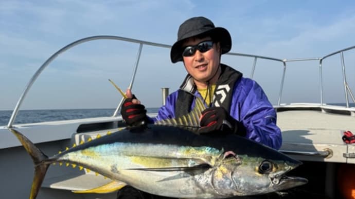4/27 キハダ23〜28kg 4本 トンボカツオ