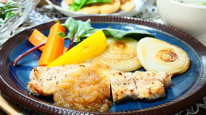 ♪ポークソテー ガーリックオニオンソース&たけのこの土佐煮♪
