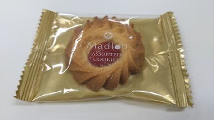 出社して菓子もらってプチ送別ランチでラスト作造さん満喫しハーフチキン&ハーフポテトな夕餉