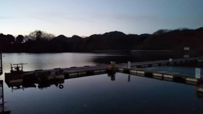 ２月最初の鮎川湖