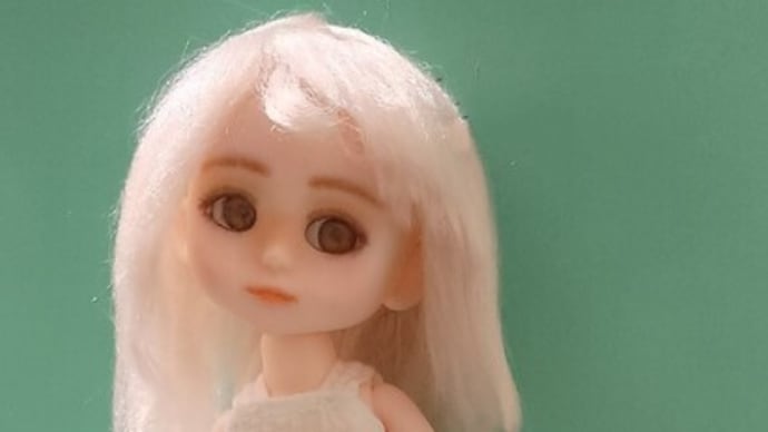 瞳を入れる