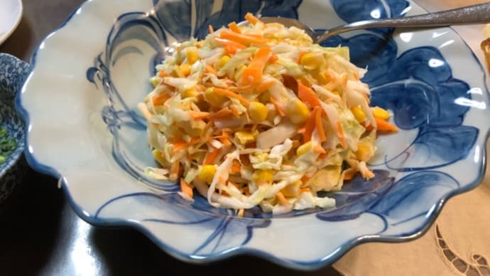 8/19の夕飯鶏のガーリックソテーとコールスロー