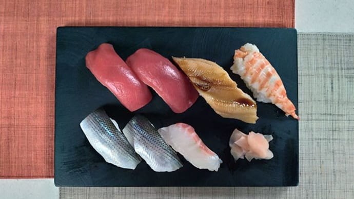 < 郷土料理 > 東京 にぎりずし