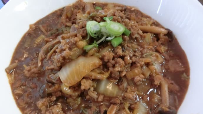 今日は麻婆白菜です!