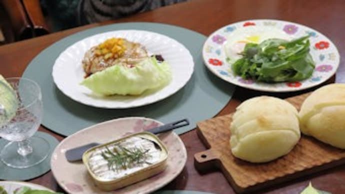 誰が思いついたソースだろうか ?