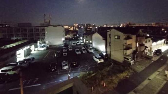 貰い物のスマホで夜景を撮ってみた・・・・・。(^^ゞ