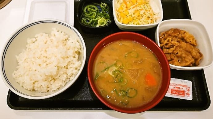 吉野家(茅場町店)で納豆牛小鉢定食+とん汁変更(2022年5月16日)