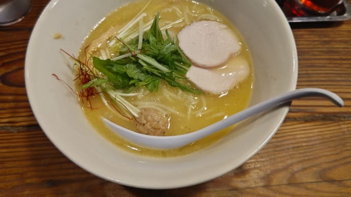 鶏そばみた葉(新宿)