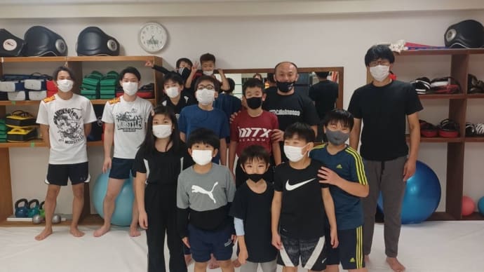 (木)キッズ格闘技クラス18:30~