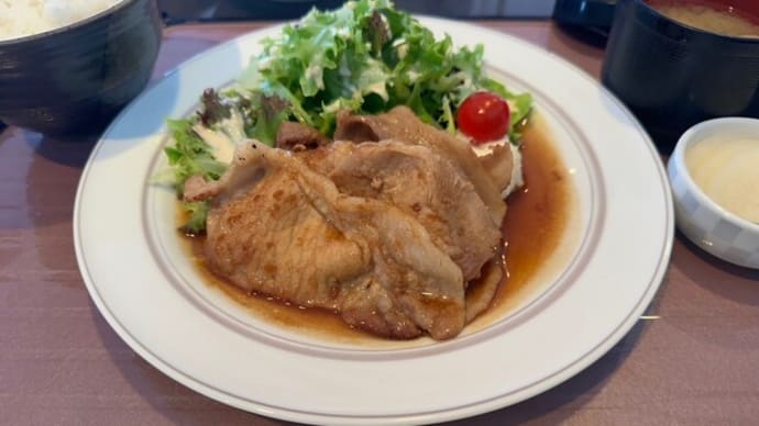 1808 地元のコンペで南総CC 帰りはスロトベリーバナナ