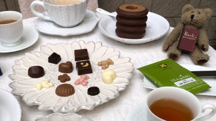 海老の道明寺粉揚げ,揚げ葱とアボカドのせの揚げ豆腐,「C'est le jour et la uit.」とお茶時間 et オリビアを聴きながら(杏里) ~♪