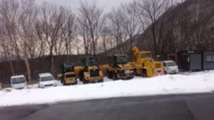 泉ヶ岳スキー場がお正月に人工雪だった年