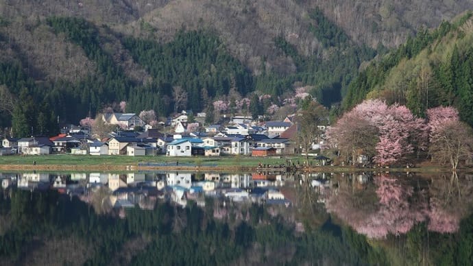 中網湖の水鏡(4月25日)