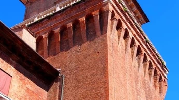 イタリア・フェッラーラ　🇮🇹  エステンセ城　天井修復❣️