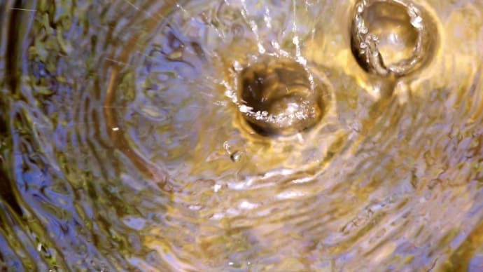 水滴の瞬間