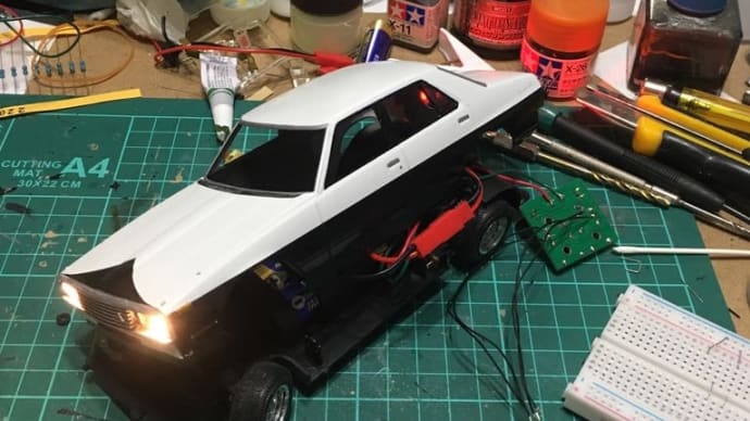 ⑤走るプラモデル マイクロエース(アリイ) スカイラインパトカー