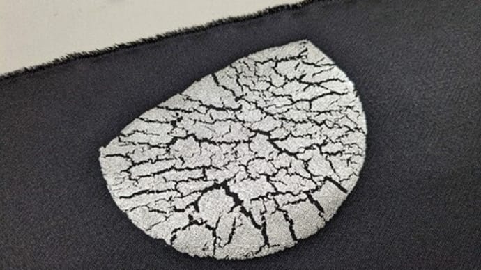 プラチナ箔の割り箔加工