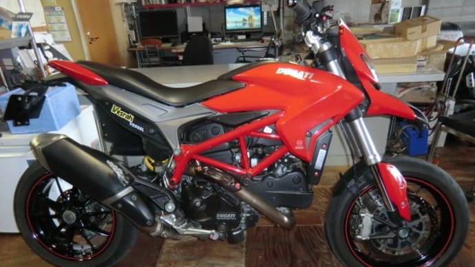 DUCATI (ドゥカティ) HYPER MOTARD が車検・メンテナンスで入庫