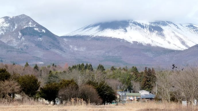 厳冬の浅間山・・・浅間サンライン三ッ石あたりから・・・きょうの浅間山