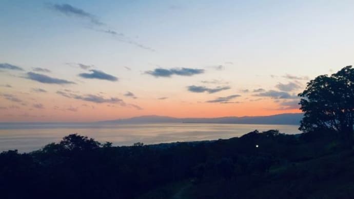 日々のプレゼント　湘南平の空