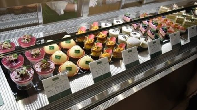 【閉店】　ぐんまちゃん家　　　‘パティスリー ポタジエのケーキ’