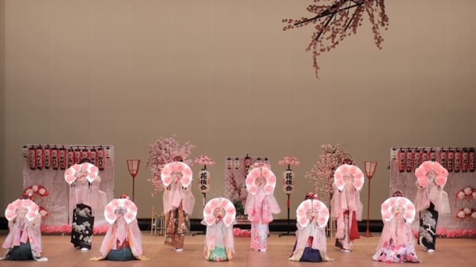 日本舞踊の発表会「彩りの祭典」2018-「開演前~オープニング:花くらべ」