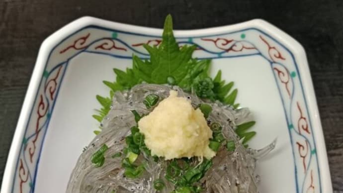 今シーズン不漁の生しらす、本日入荷!