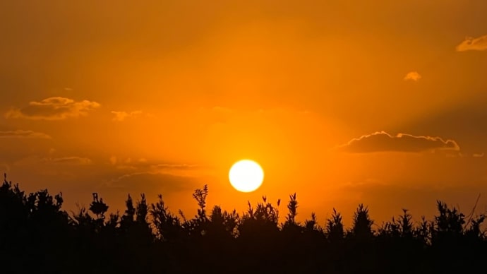 藍ケ江の夕方の海と空とお日さま☀️
