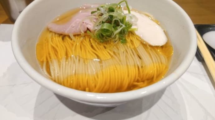 キリッとして素敵