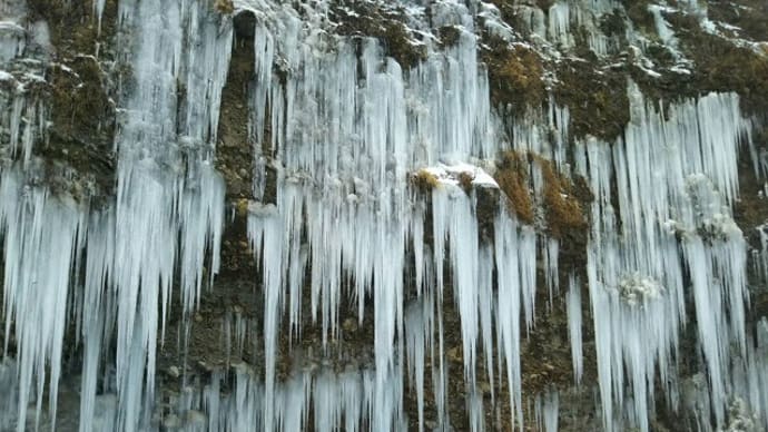 三岳地区の白川氷柱群