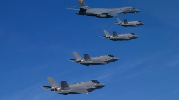 米中新冷戦、防御だけでは勝てない 軍備増強し「戦いに挑むべき」=米報告書