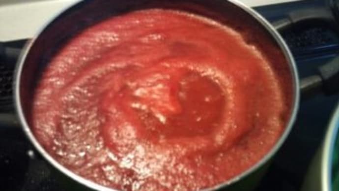 完熟トマトがあるので。