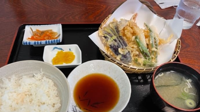 強風の中「くりはま花の国」へ