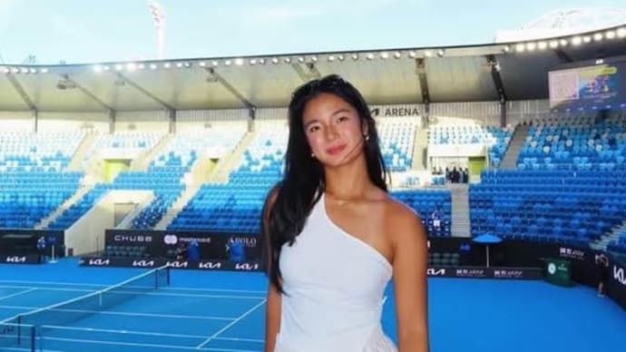 キュートなテニス女子アレックス・イエラ