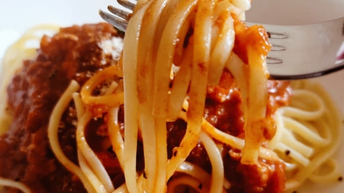 「ミートソーススパゲッティ」の社食！リングイネ来た～～