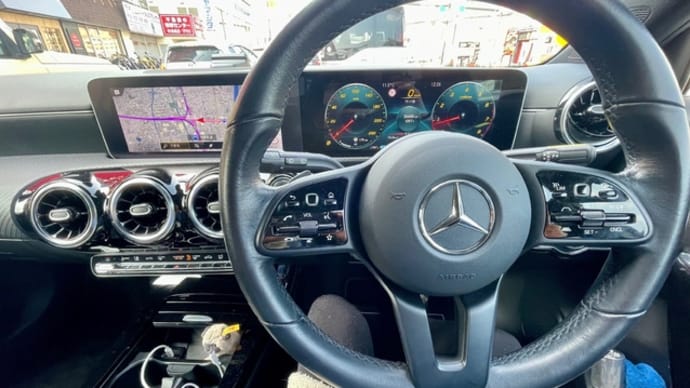 新しい車でひと月