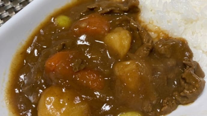 肉じゃがアレンジカレーとお歳暮