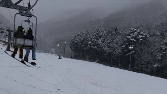 雪の中の御坂スキー②
