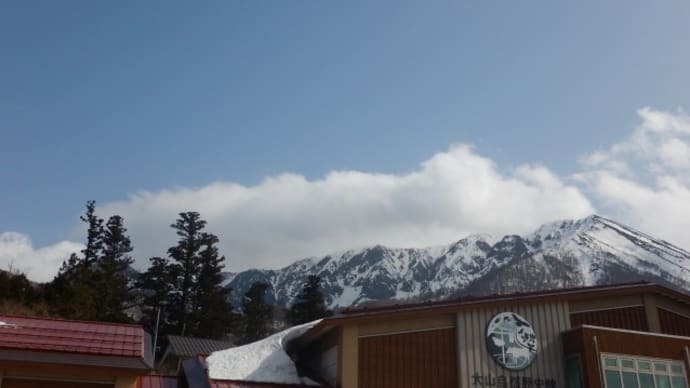 大山の雪解け
