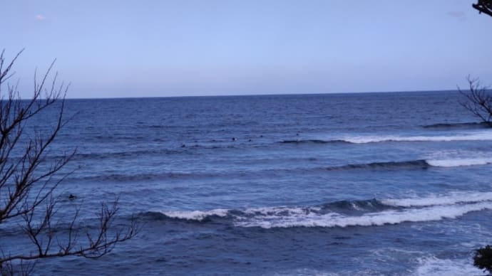 冬の海遊び