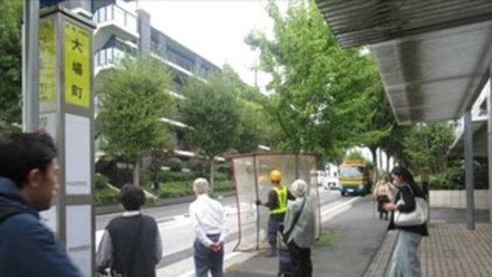 10/5 山内図書館前でハマトレやってます