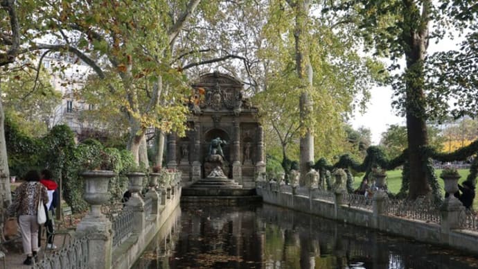思い出の記　メデシスの泉　リュクサンブール　パリ