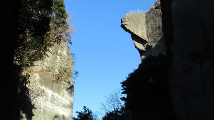 覗き(出歯亀)は駄目だが、地獄のぞきはなんかワクワクドキドキ感があり嬉しくなりますね!高所恐怖症の方は駄目。