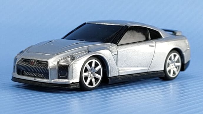 ニッサン GT-R (R35) PROTO（シルバー）  